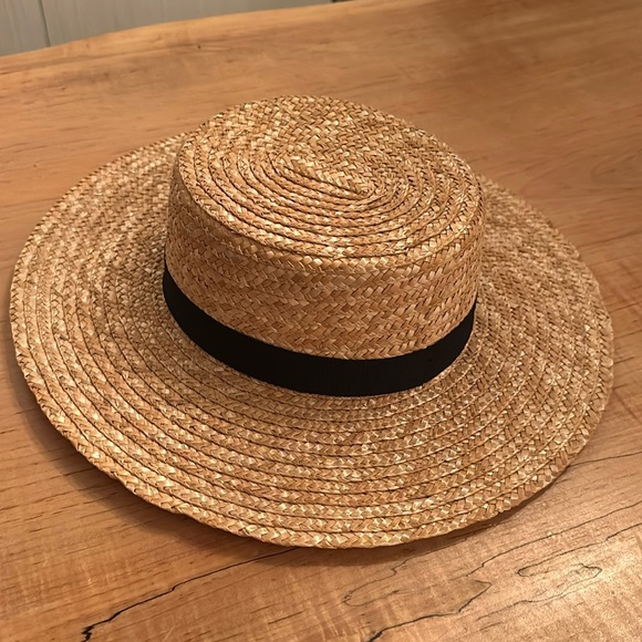 Auxiliary hat “Chantilly” in Natural/Black - Picture 1 of 4
